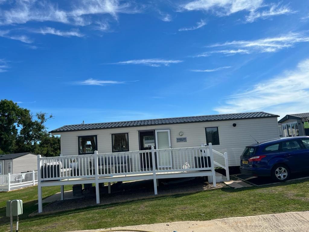 Lotus Lodge Northumberland Felton  Exterior photo